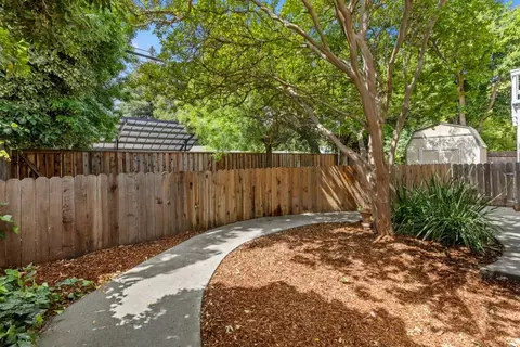 Exterior - 756 Mulberry Ln, Davis, CA 95616 photo 8 of 17