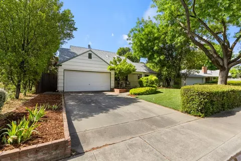 Exterior - 756 Mulberry Ln, Davis, CA 95616 photo 3 of 17