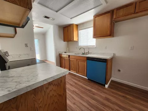 Kitchen - 512 Rachelle Dr, Modesto, CA 95351 photo 2 of 2
