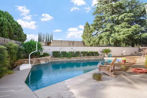 Exterior - 1345 Alex Cir, Turlock, CA 95382 photo 7 of 11
