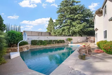 Exterior - 1345 Alex Cir, Turlock, CA 95382 photo 8 of 11
