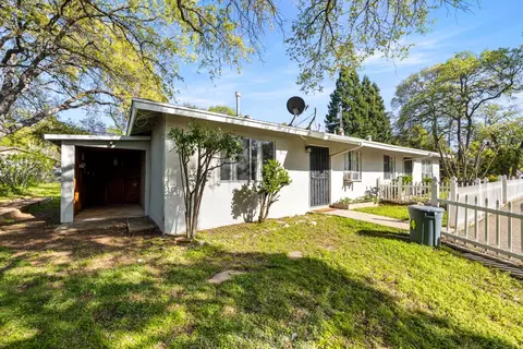 852 Live Oak Way, Auburn, CA 95603