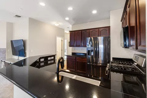 Kitchen - 383 Eagle Dr, Ione, CA 95640 photo 2 of 5