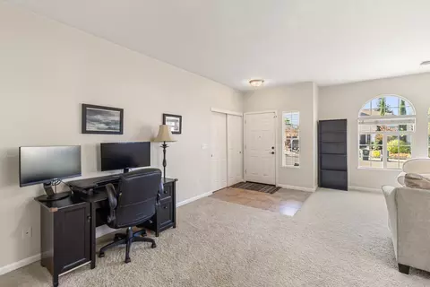 Entry Way - 383 Eagle Dr, Ione, CA 95640 photo 4 of 13