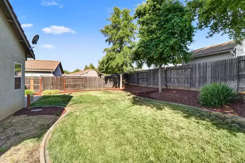 Exterior - 383 Eagle Dr, Ione, CA 95640 photo 7 of 10