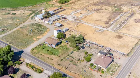 21070 Reeve Rd, Tracy, CA 95304 photo 4