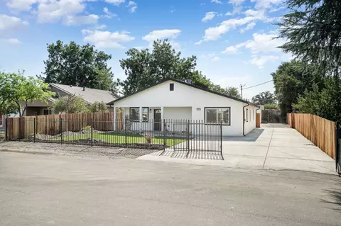 537 S Adelbert Ave, Stockton, CA 95215