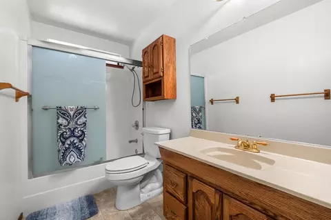 Bath - 3814 Stope Dr, Placerville, CA 95667 photo 1 of 3