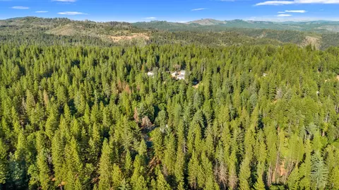 View/Area - 3814 Stope Dr, Placerville, CA 95667 photo 6 of 13