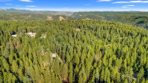View/Area - 3814 Stope Dr, Placerville, CA 95667 photo 7 of 13