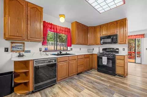 Kitchen - 3814 Stope Dr, Placerville, CA 95667 photo 1 of 4