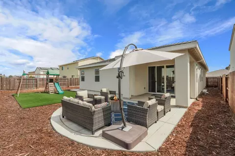 744 Creekview Cir, Galt, CA 95632 photo 34