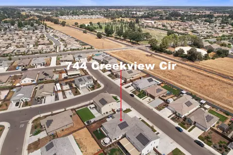 744 Creekview Cir, Galt, CA 95632 photo 1