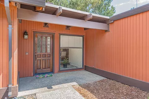 2414 Madrid Ct, Davis, CA 95616 photo 3