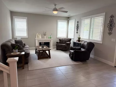 Living - 4365 Focus Ln, Modesto, CA 95356 photo 3 of 5