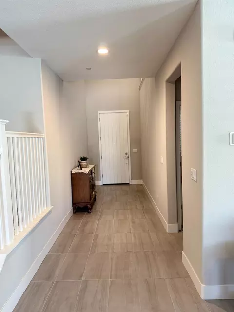Entry Way - 4365 Focus Ln, Modesto, CA 95356 photo 6 of 6