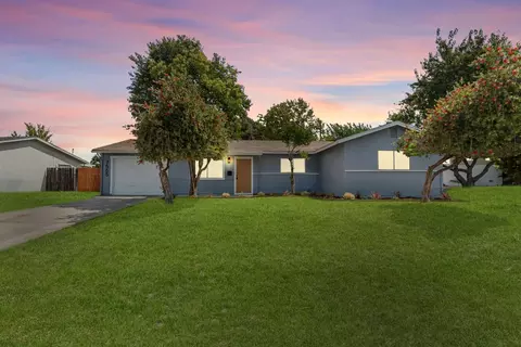 7565 El Terraza Dr, Sacramento, CA 95828