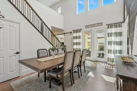 Dining - 1082 Smith Way, Folsom, CA 95630 photo 3 of 6