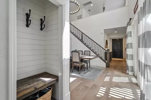 Entry Way - 1082 Smith Way, Folsom, CA 95630 photo 2 of 6