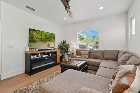 Living - 1082 Smith Way, Folsom, CA 95630 photo 4 of 4