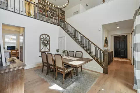Dining - 1082 Smith Way, Folsom, CA 95630 photo 2 of 6