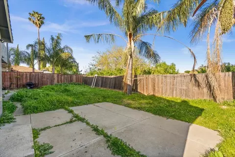 Exterior - 4307 Suzanne Dr, Pittsburg, CA 94565 photo 4 of 5