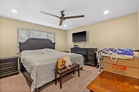 Bedroom - 4307 Suzanne Dr, Pittsburg, CA 94565 photo 2 of 4