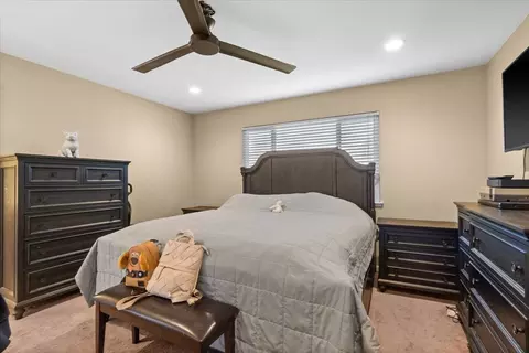 Bedroom - 4307 Suzanne Dr, Pittsburg, CA 94565 photo 1 of 4