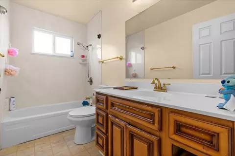 Bath - 4307 Suzanne Dr, Pittsburg, CA 94565 photo 3 of 3
