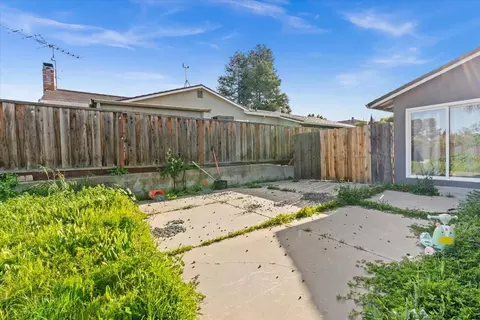 Exterior - 4307 Suzanne Dr, Pittsburg, CA 94565 photo 5 of 5