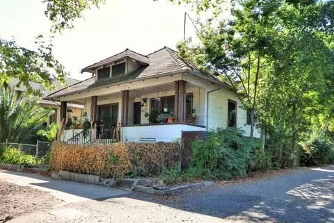 1916 18th St, Sacramento, CA 95811