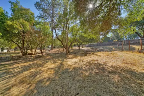 Exterior - 2446 Prado Vista Rd, Placerville, CA 95667 photo 20 of 22