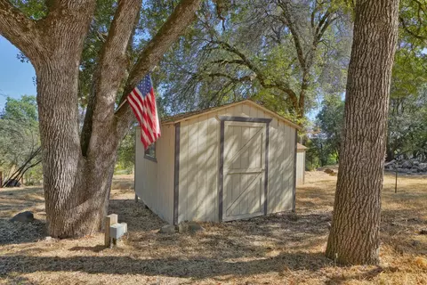 Exterior - 2446 Prado Vista Rd, Placerville, CA 95667 photo 15 of 22