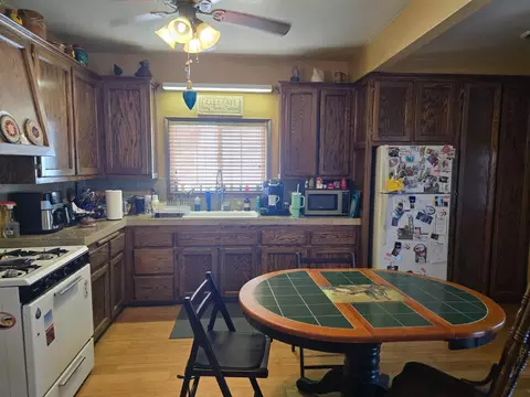 1816 E Sonora St, Stockton, CA 95205 photo 2