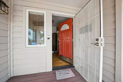 Entry Way - 31 Willet Ct, Wallace, CA 95254 photo 1 of 4