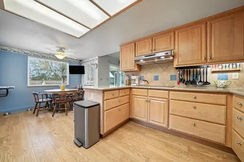 Kitchen - 31 Willet Ct, Wallace, CA 95254 photo 2 of 8