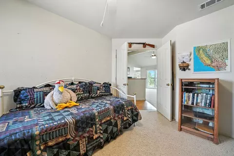 Bedroom - 31 Willet Ct, Wallace, CA 95254 photo 2 of 13