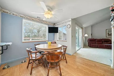 Dining - 31 Willet Ct, Wallace, CA 95254 photo 5 of 6