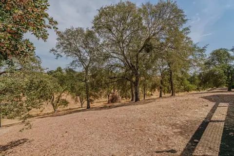 Exterior - 31 Willet Ct, Wallace, CA 95254 photo 6 of 21