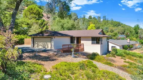 20101 Shawnee Dr, Sonora, CA 95370 photo 4