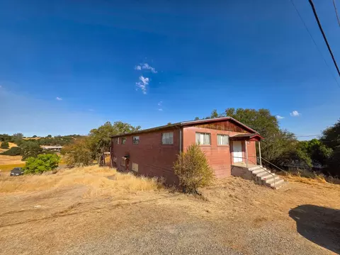 376 Russell Rd, San Andreas, CA 95249 photo 4