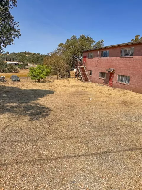 376 Russell Rd, San Andreas, CA 95249 photo 8