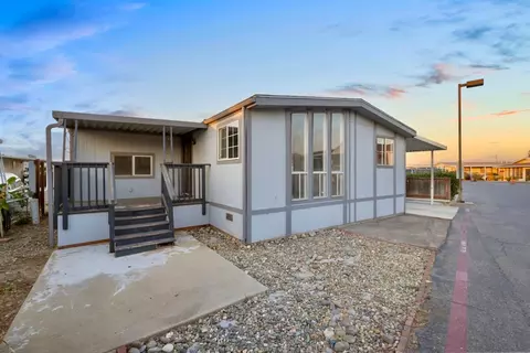 8200 Jantzen Rd #3, Modesto, CA 95357