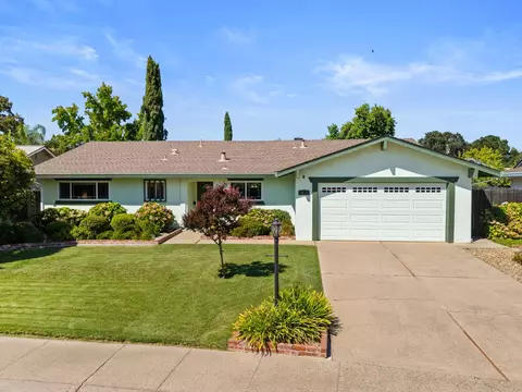 9670 La Nuez Dr, Elk Grove, CA 95624