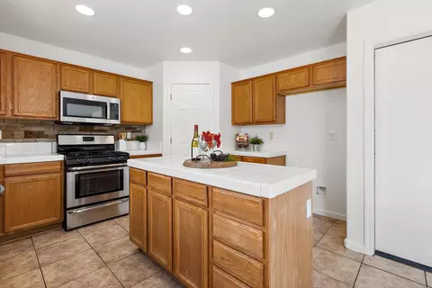 Kitchen - 10977 Woolwich Way, Mather, CA 95655 photo 1 of 3