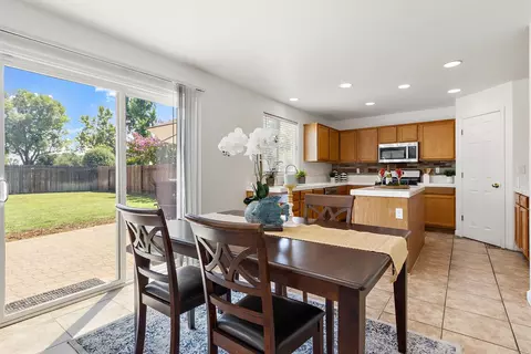 Dining - 10977 Woolwich Way, Mather, CA 95655 photo 3 of 3