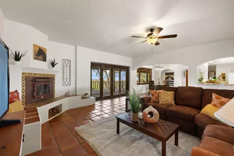 Living - 2195 Dias Dr, Placerville, CA 95667 photo 2 of 2