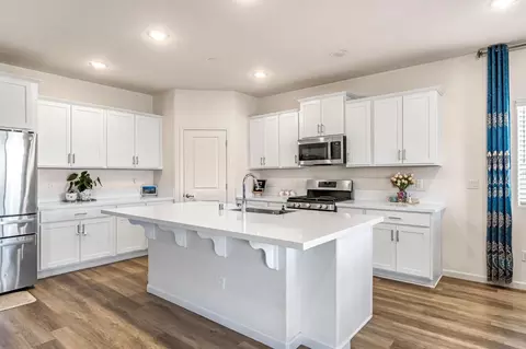3449 Running Brook St, Madera, CA 93637 photo 11