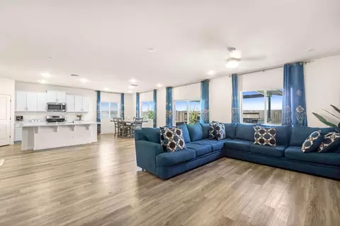 3449 Running Brook St, Madera, CA 93637 photo 9