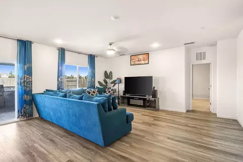 3449 Running Brook St, Madera, CA 93637 photo 7